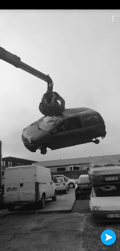 Aperçu des activités de la casse automobile A. BRUNO OTO située à SAINT-MALO (35400)